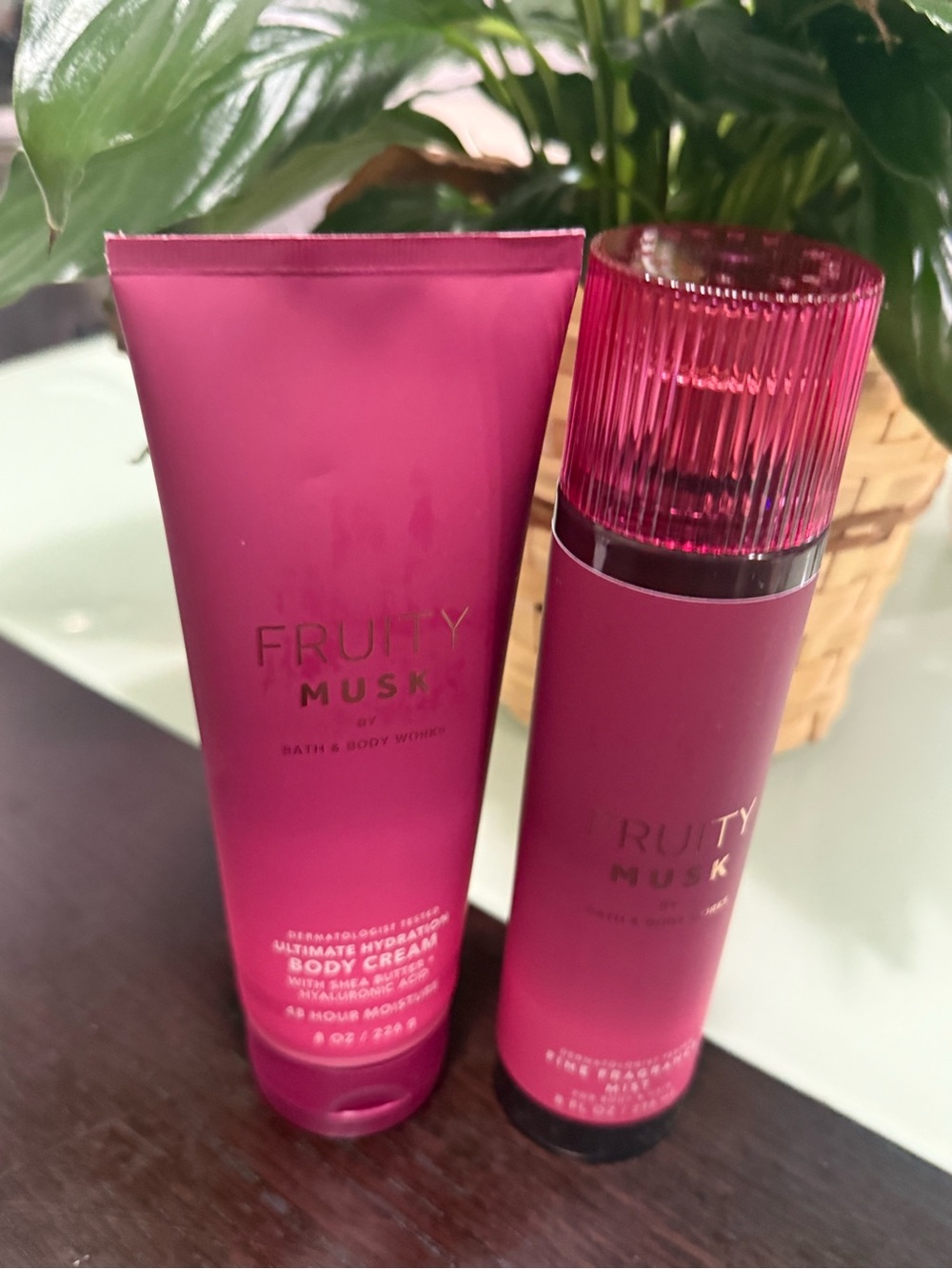 Bath & Body Works Fruity Musk Pink Body Cream & Mist Set